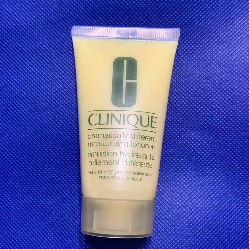 CLINIQUE Dramatically Different Moisturizing lotion. 1.7 fl.oz./50ml. New!